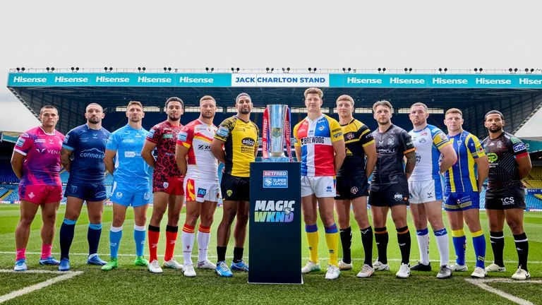 Super League Magic Weekend logo